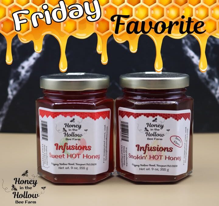 Two spicy🌶  options for your  favorite entree or side dish: 🍕 Sweet HOT offers you the delicious heat and sweetness of honey, wh…