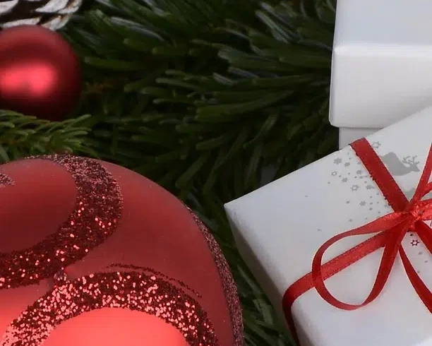 Holiday Crafts and Ornaments